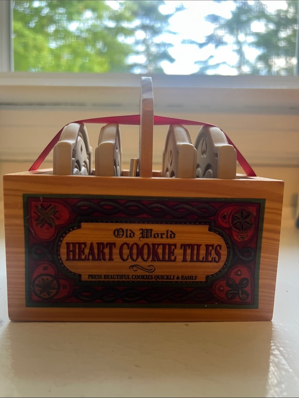 Old World HEART COOKIE TILES